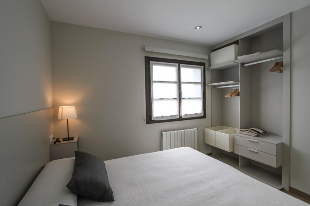 Apartamentos Andrín Szoba fotó